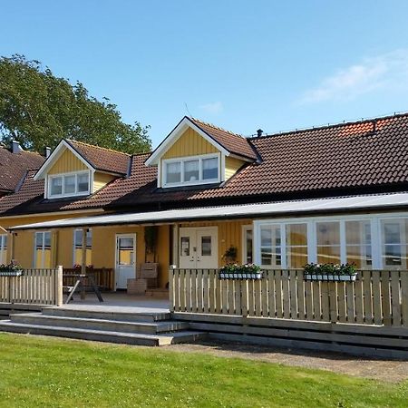 Bjoerkaengs Vandrarhem Tvaaker Bagian luar foto