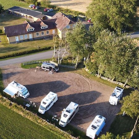 Bjoerkaengs Vandrarhem Tvaaker Bagian luar foto