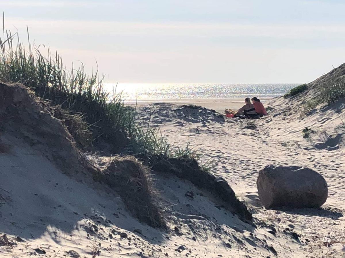 Bjoerkaengs Vandrarhem Tvaaker Bagian luar foto
