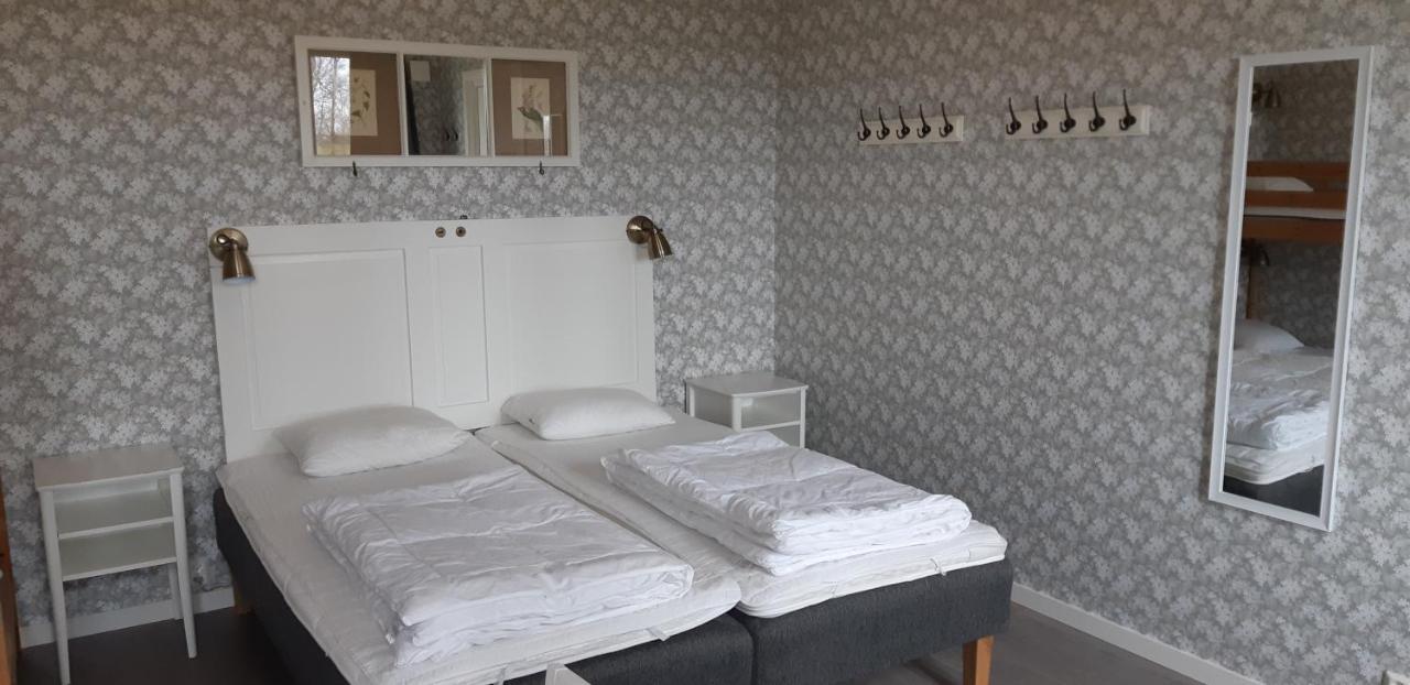 Bjoerkaengs Vandrarhem Tvaaker Bagian luar foto