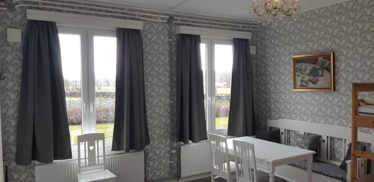 Bjoerkaengs Vandrarhem Tvaaker Bagian luar foto