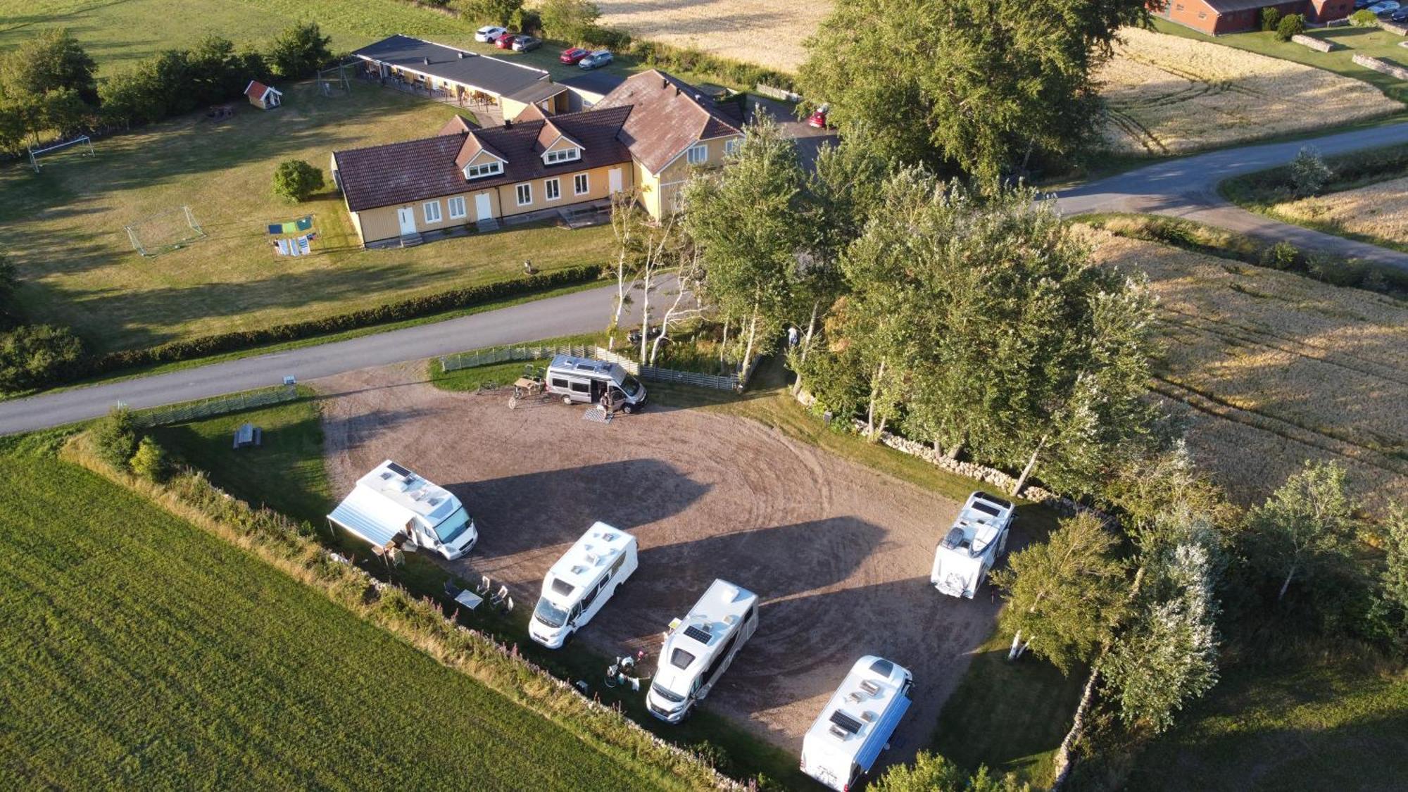 Bjoerkaengs Vandrarhem Tvaaker Bagian luar foto