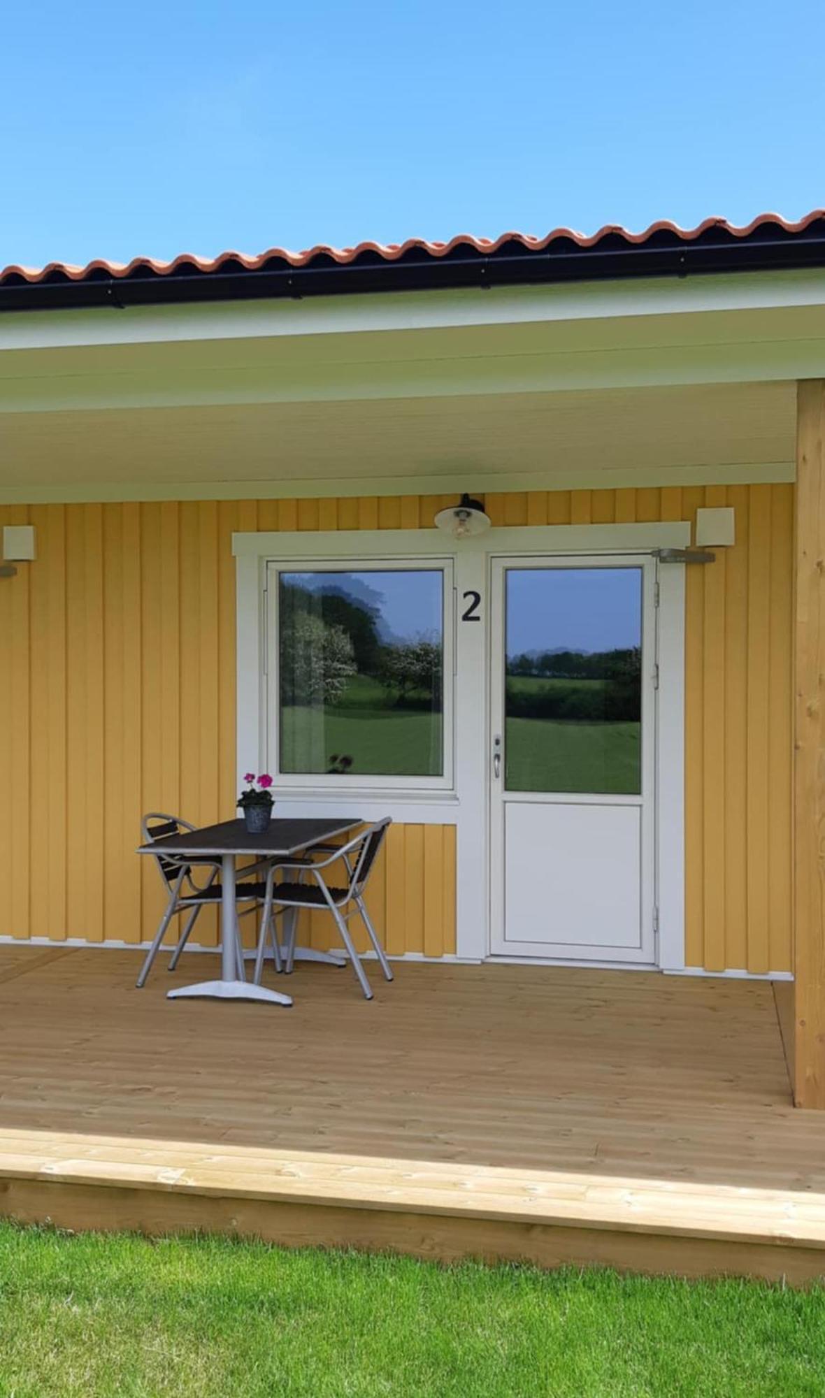 Bjoerkaengs Vandrarhem Tvaaker Bagian luar foto