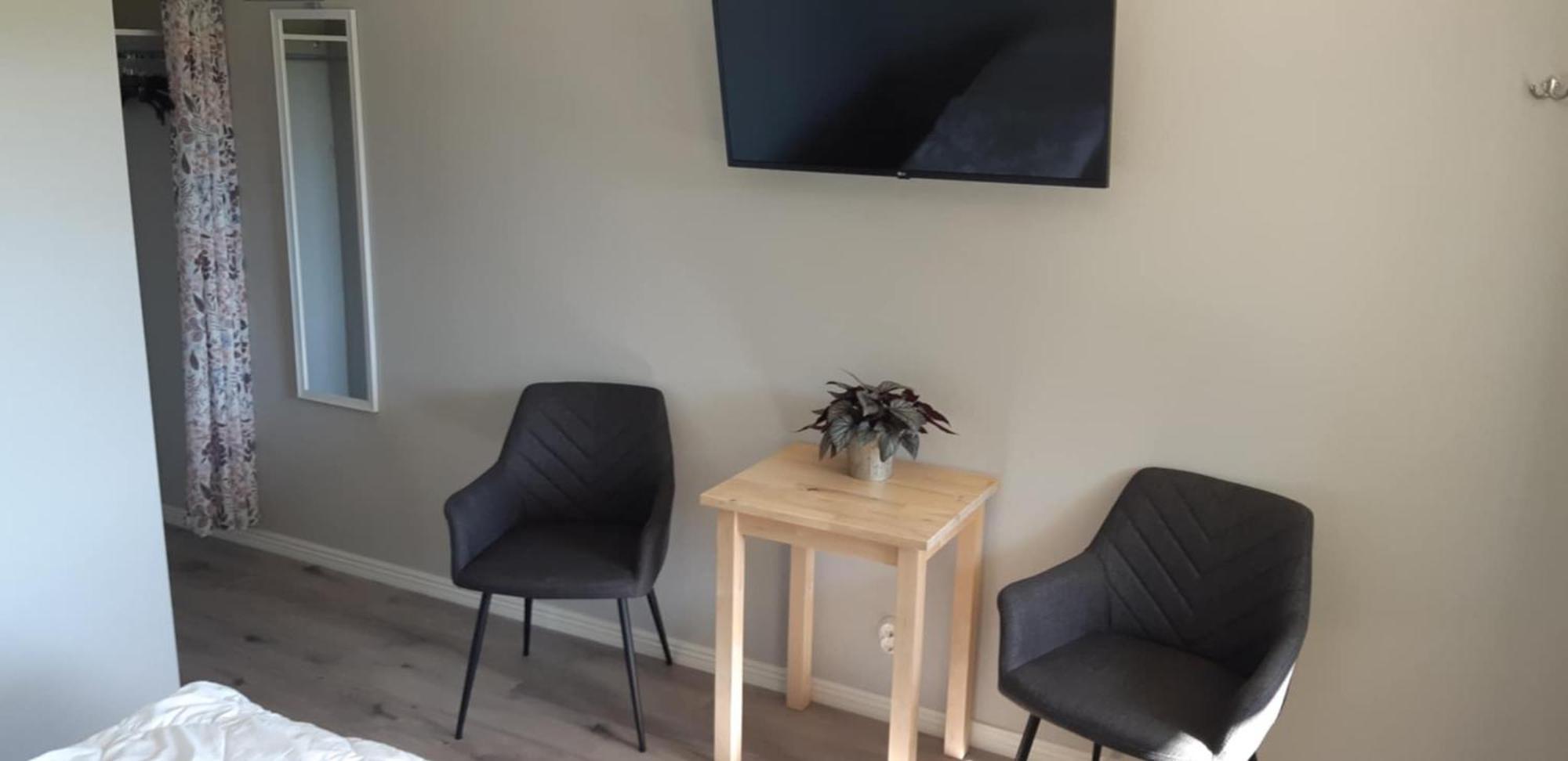 Bjoerkaengs Vandrarhem Tvaaker Bagian luar foto